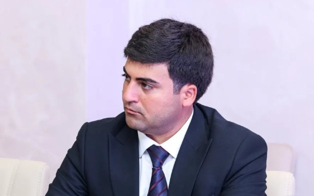 Əli Məmmədov baş katib vəzifəsinə təsdiqləndi